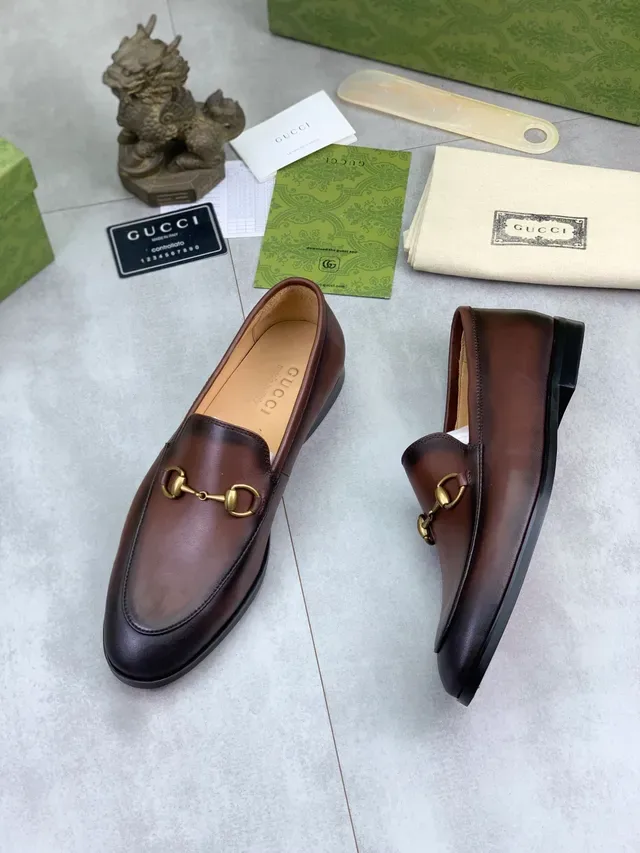 Gucci Horsebit 1955 भूरी और काली चमड़े की लोफर्स 5