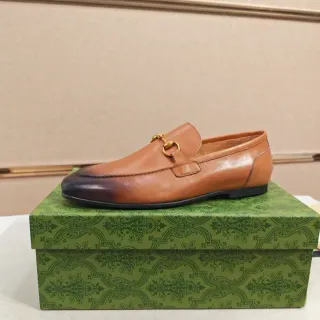 Gucci Horsebit 1955 ब्राउन बेज बकल टू-टोन लेदर लोफर