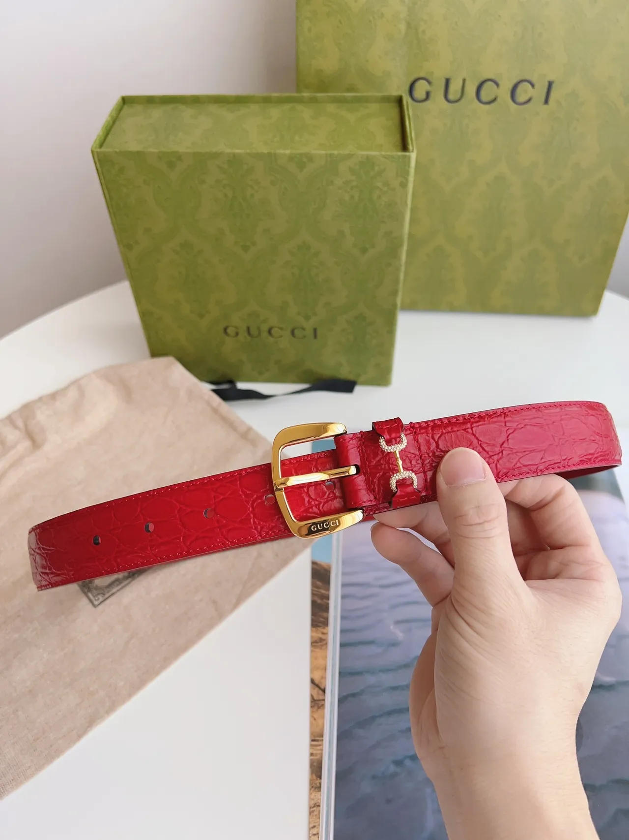 Gucci Horsebit 1955 Ceinture en cuir rouge embossé crocodile 8