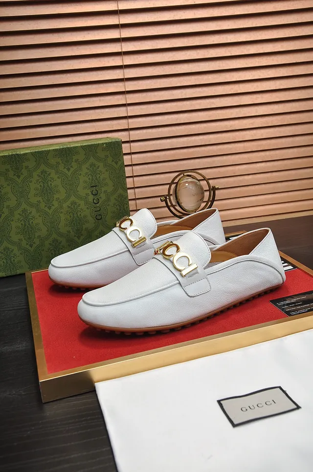Gucci Horsebit 1955 White Leather Gold-Tone Logo Loafers 8