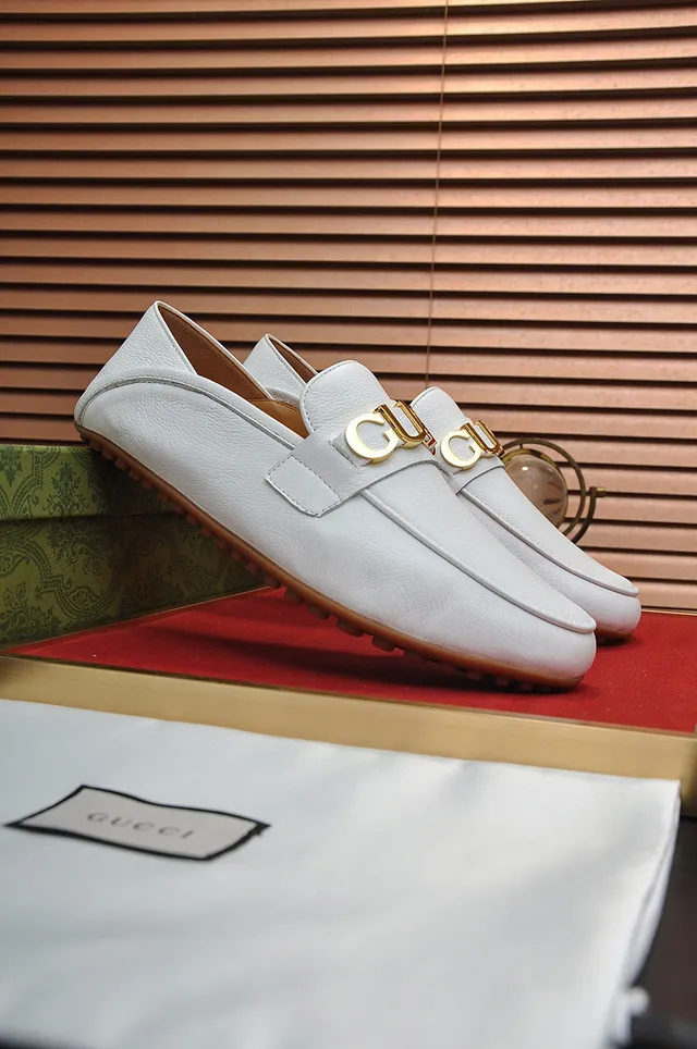 Gucci Horsebit 1955 White Leather Gold-Tone Logo Loafers 9