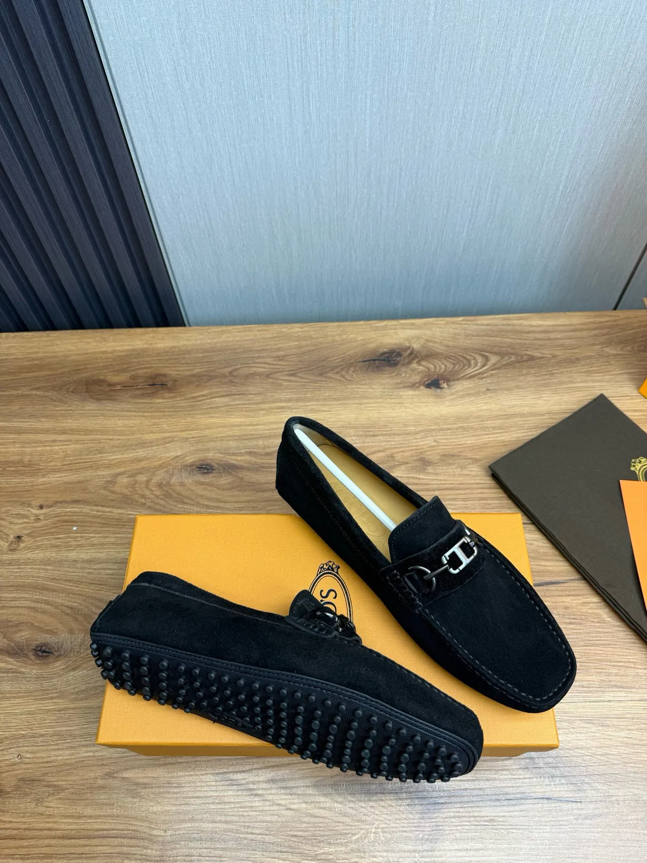 Gucci Horsebit Loafer mocassins en daim noir 6