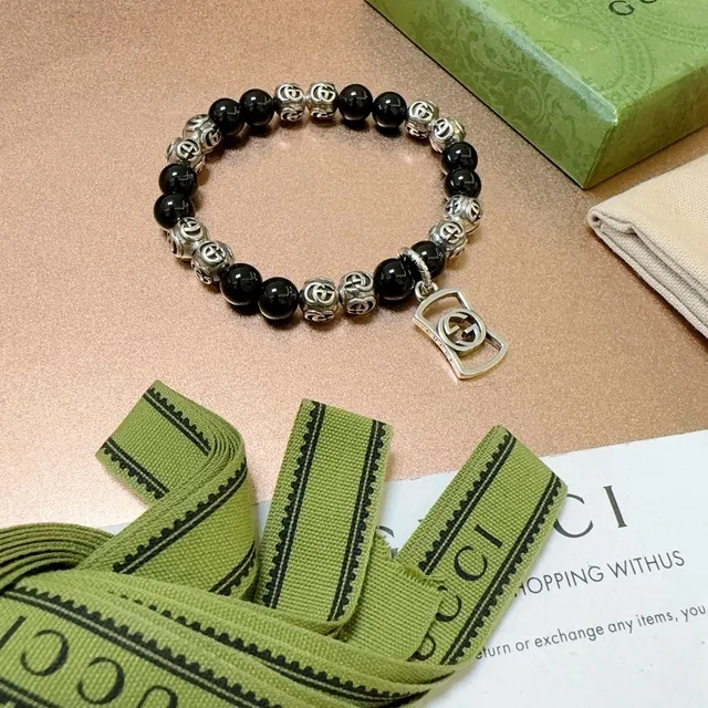 Gucci Interlocking G Black Silver Beaded Motif Bracelet 3