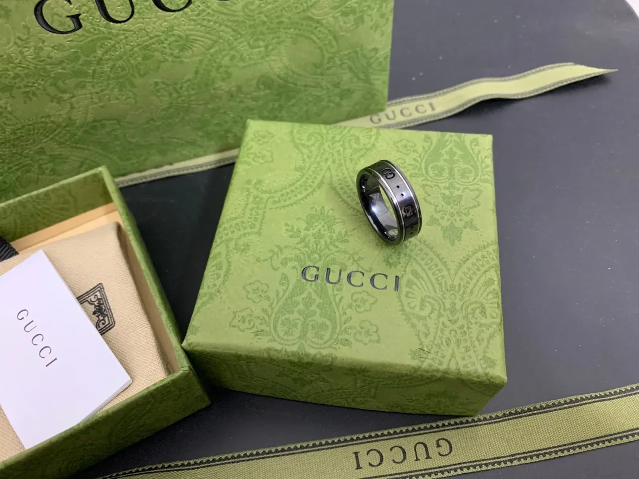 Gucci Interlocking G Ceramic and Metal Rings 6