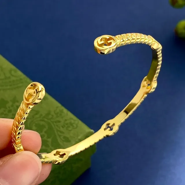 Gucci Interlocking G Twisted Rope Cuff Bracelet 4