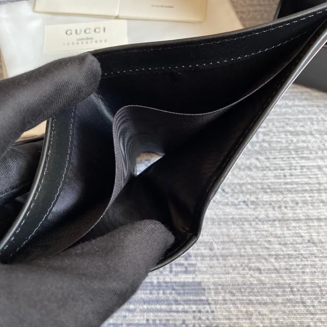 Gucci Kingsnake Print Noir Saffiano Leather Portefeuille Court 12