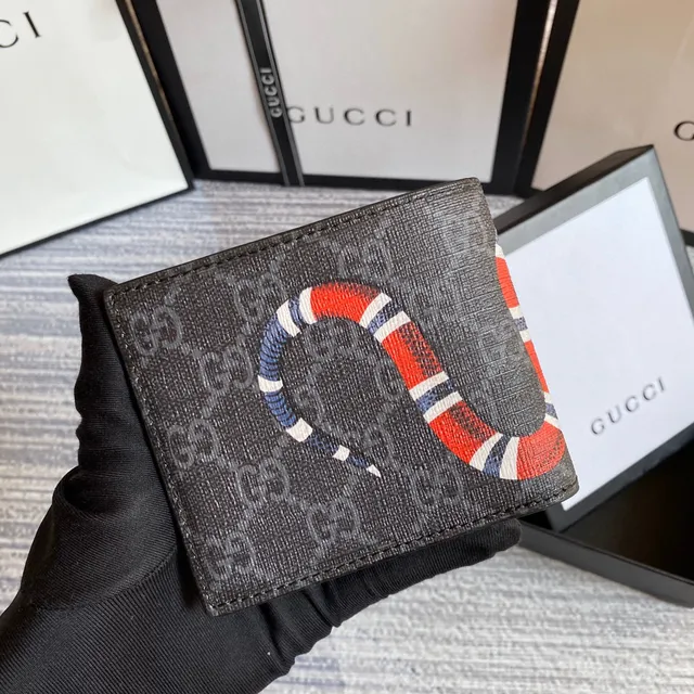 Gucci Kingsnake Print Noir Saffiano Leather Portefeuille Court 18