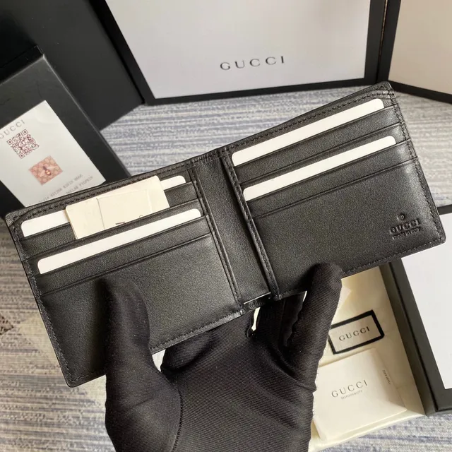 Gucci Kingsnake Print Noir Saffiano Leather Portefeuille Court 23