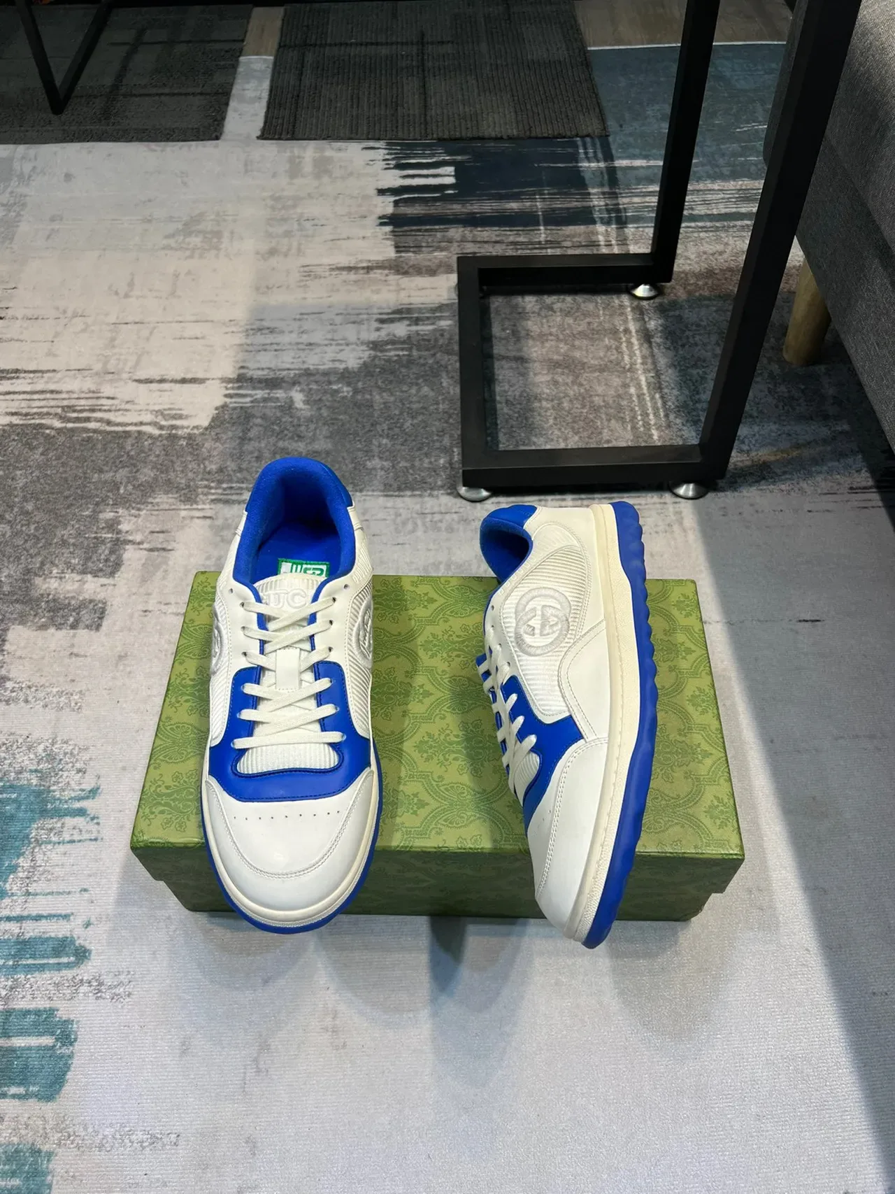 Gucci Lifestyle Sneaker White and Blue Low-Top Sneakers 4