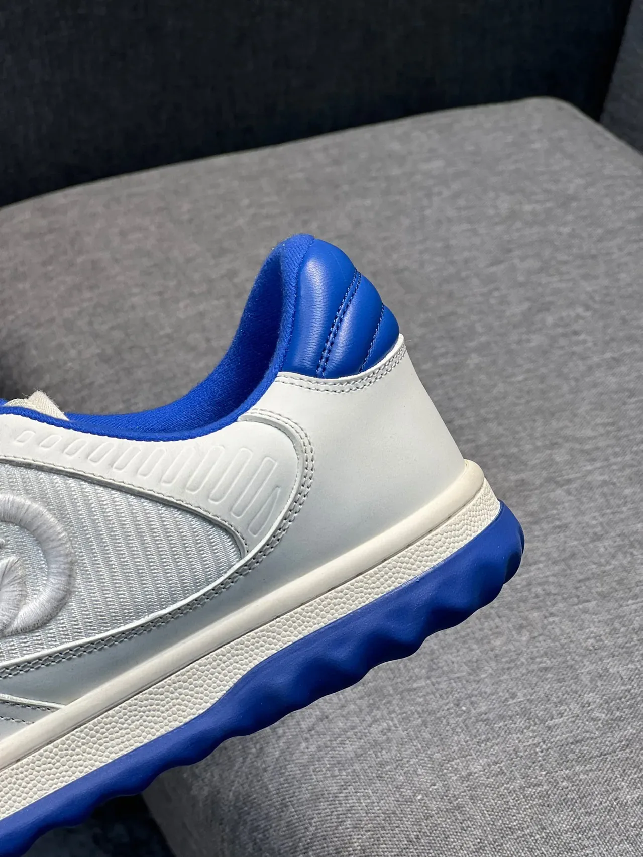 Gucci Lifestyle Sneaker White and Blue Low-Top Sneakers 8