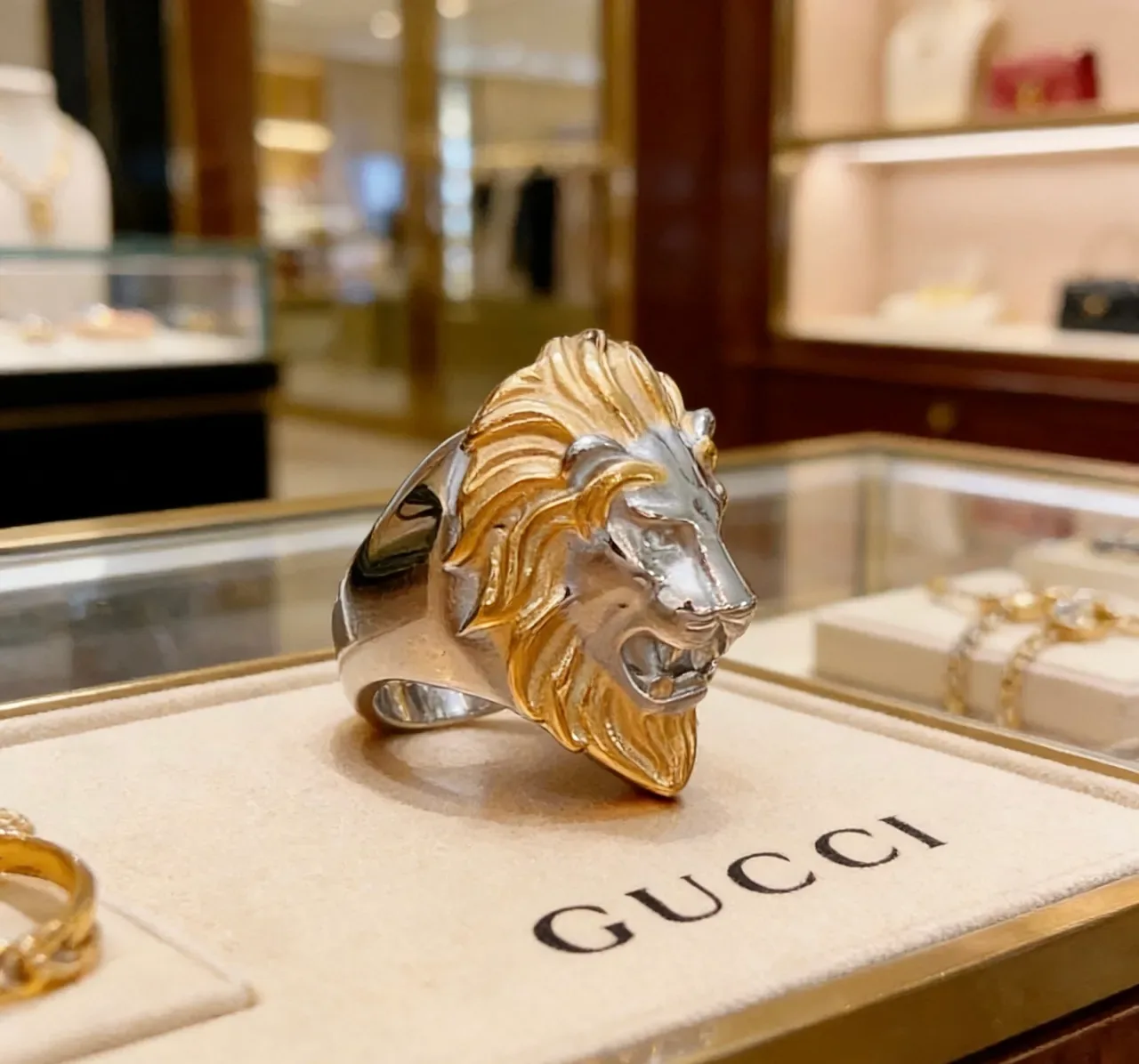 Gucci Lion Head Two-Tone Gold and Silver Ring 7