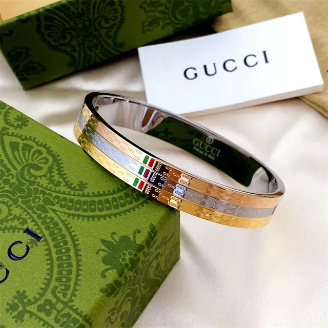 Gucci Multi-Tone Engraved GG Italian Flag Bangle Bracelet 3