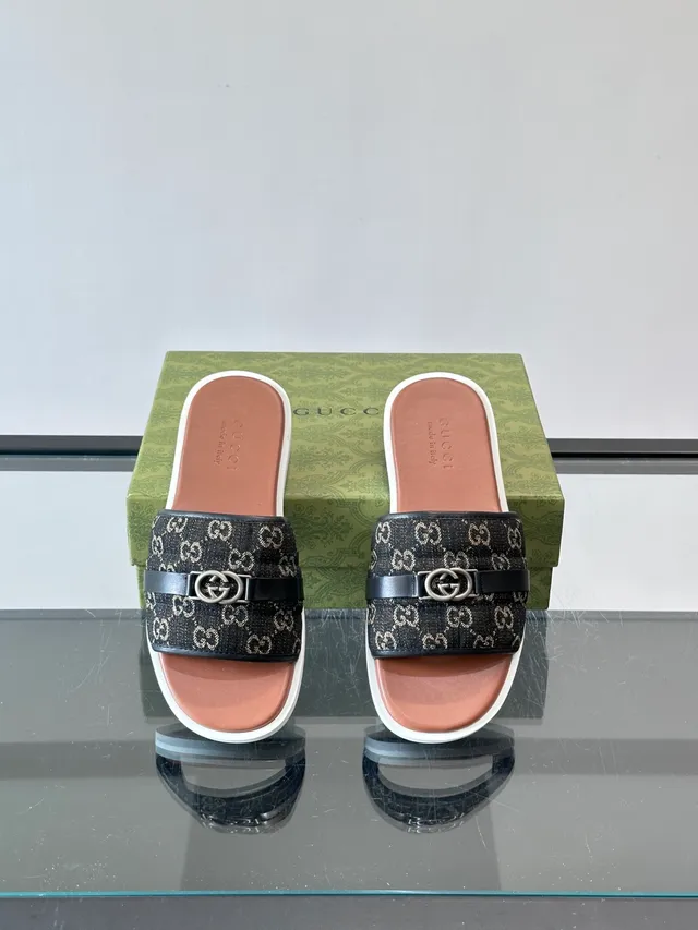 Gucci Ophidia GG Monogram Slide Slippers 13