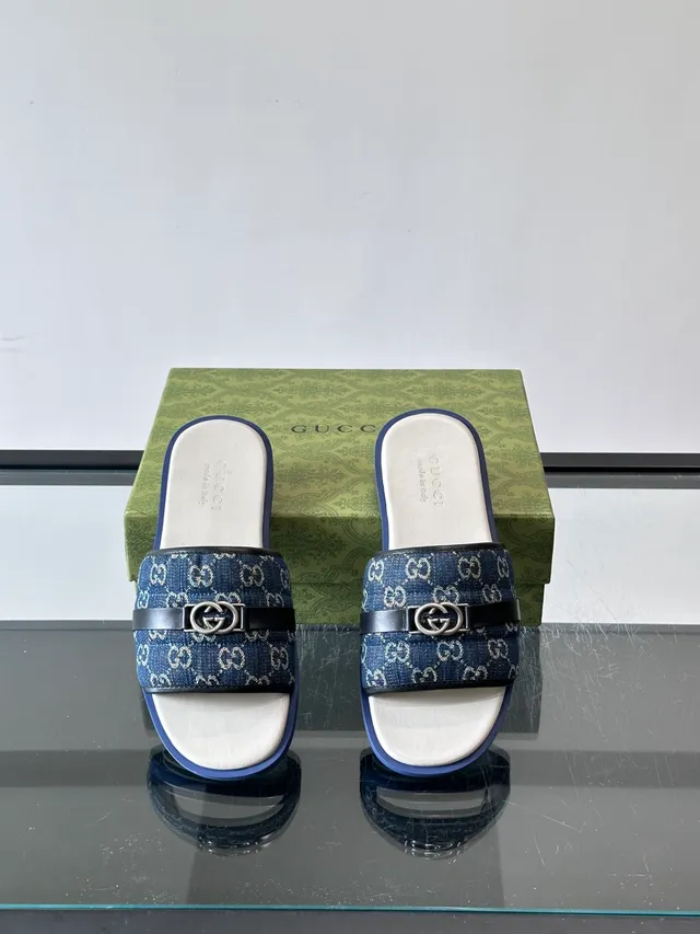 Gucci Ophidia GG Monogram Slide Slippers 15