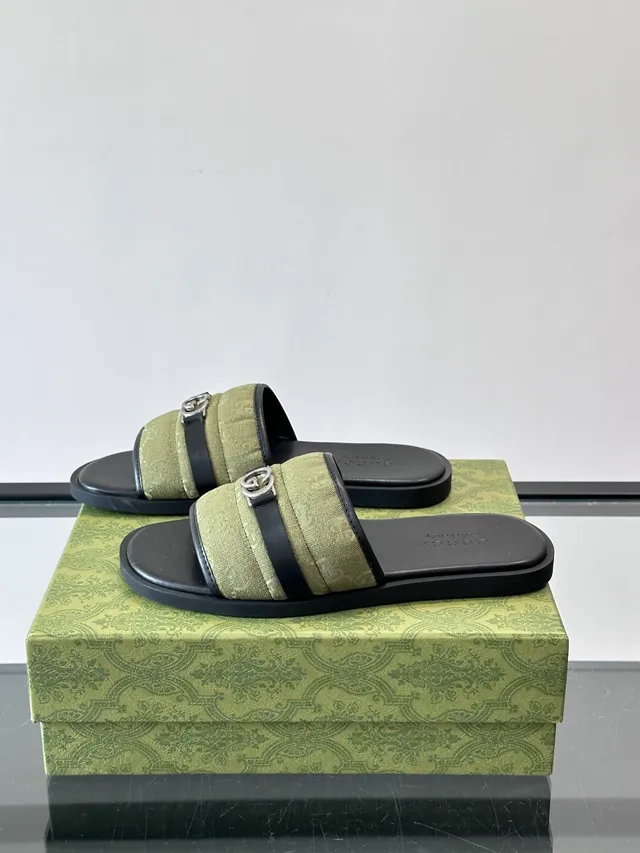 Gucci Ophidia GG Monogram Slide Slippers 21