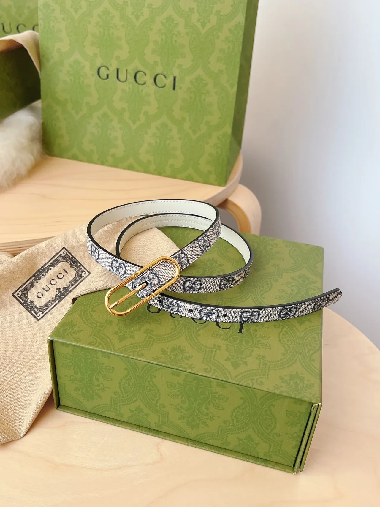 Gucci Ophidia Gray White GG Supreme Canvas Narrow Silhouette Leather Belt 2