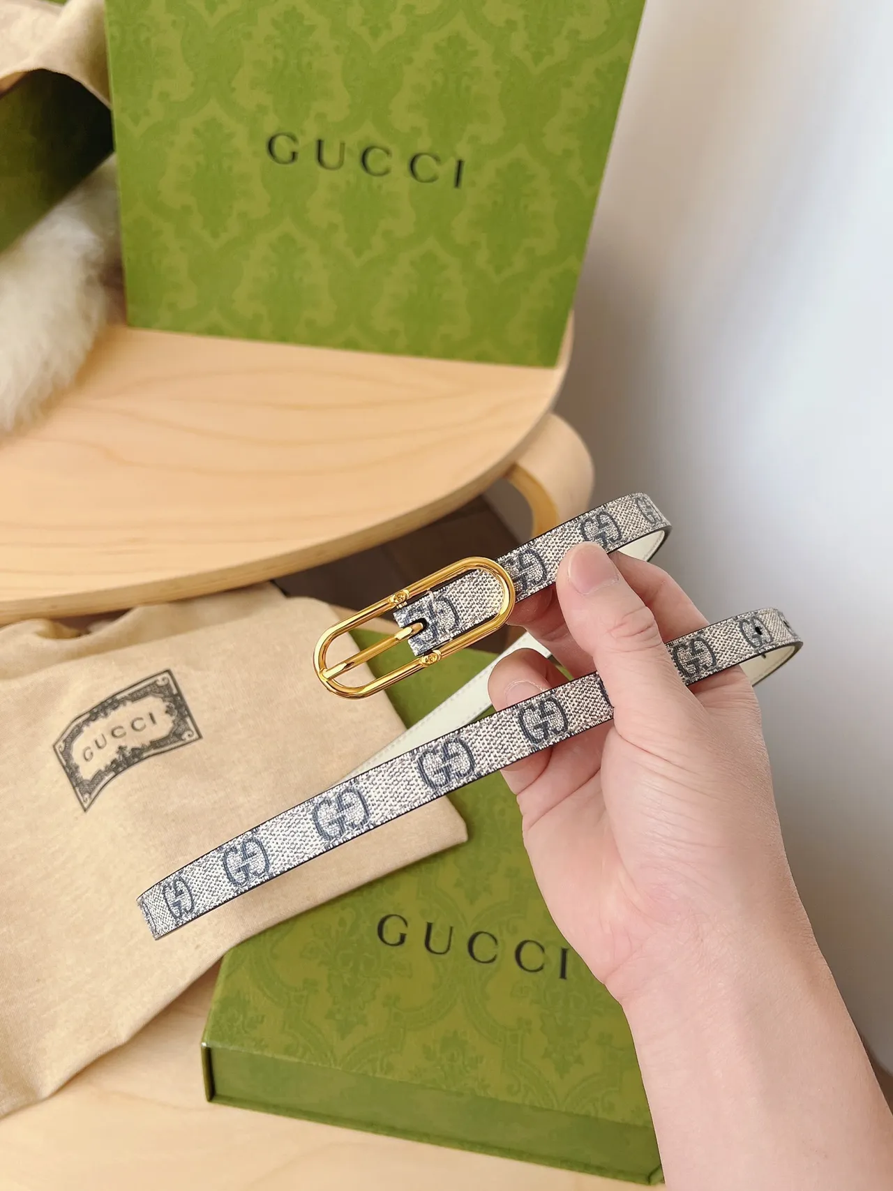 Gucci Ophidia Gray White GG Supreme Canvas Narrow Silhouette Leather Belt 7