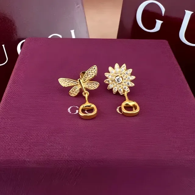 Gucci Pavé-Crystal Dragonfly and Daisy Stirrup Drop Earrings 5
