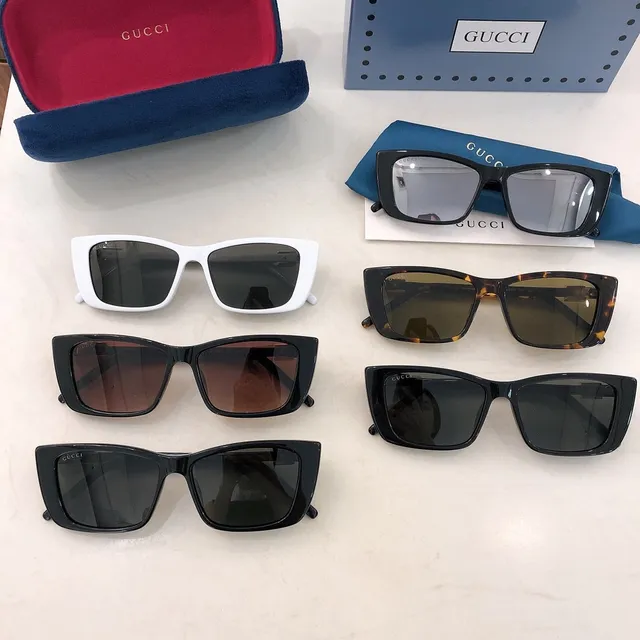 Gucci Rectangular Cat-Eye Black Acetate Brown Gradient Sunglasses 4