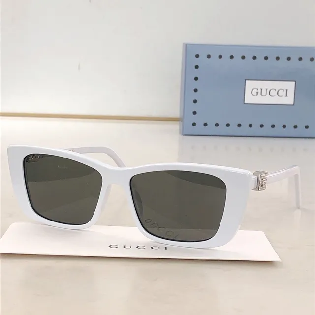 Gucci Rectangular Cat-Eye Black Acetate Brown Gradient Sunglasses 9