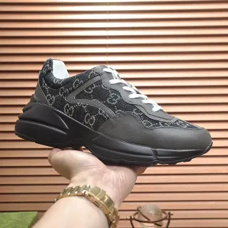 Gucci Rhyton مونوغرام الدنيم أحذية رياضية سوداء سميكة