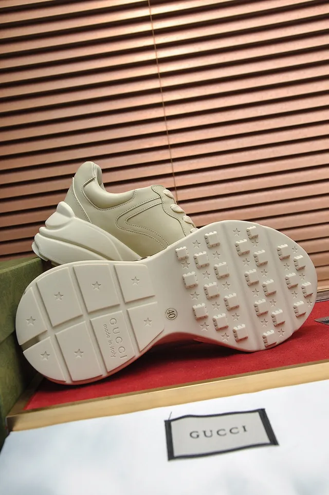 Gucci Screener Beige Red Sole Oversized Logo Print Chunky Sneakers 4
