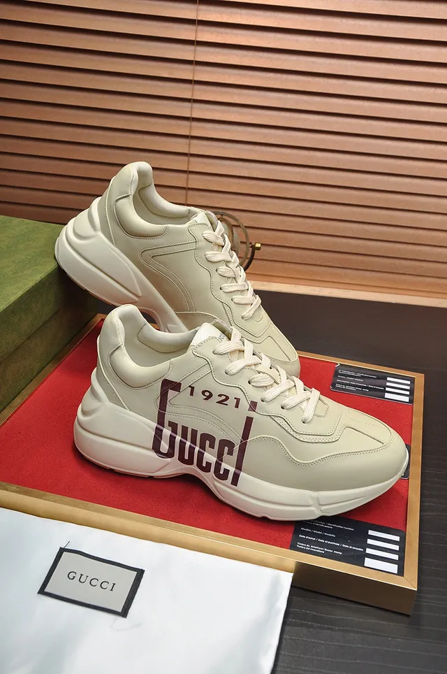 Gucci Screener Beige Red Sole Oversized Logo Print Chunky Sneakers 5