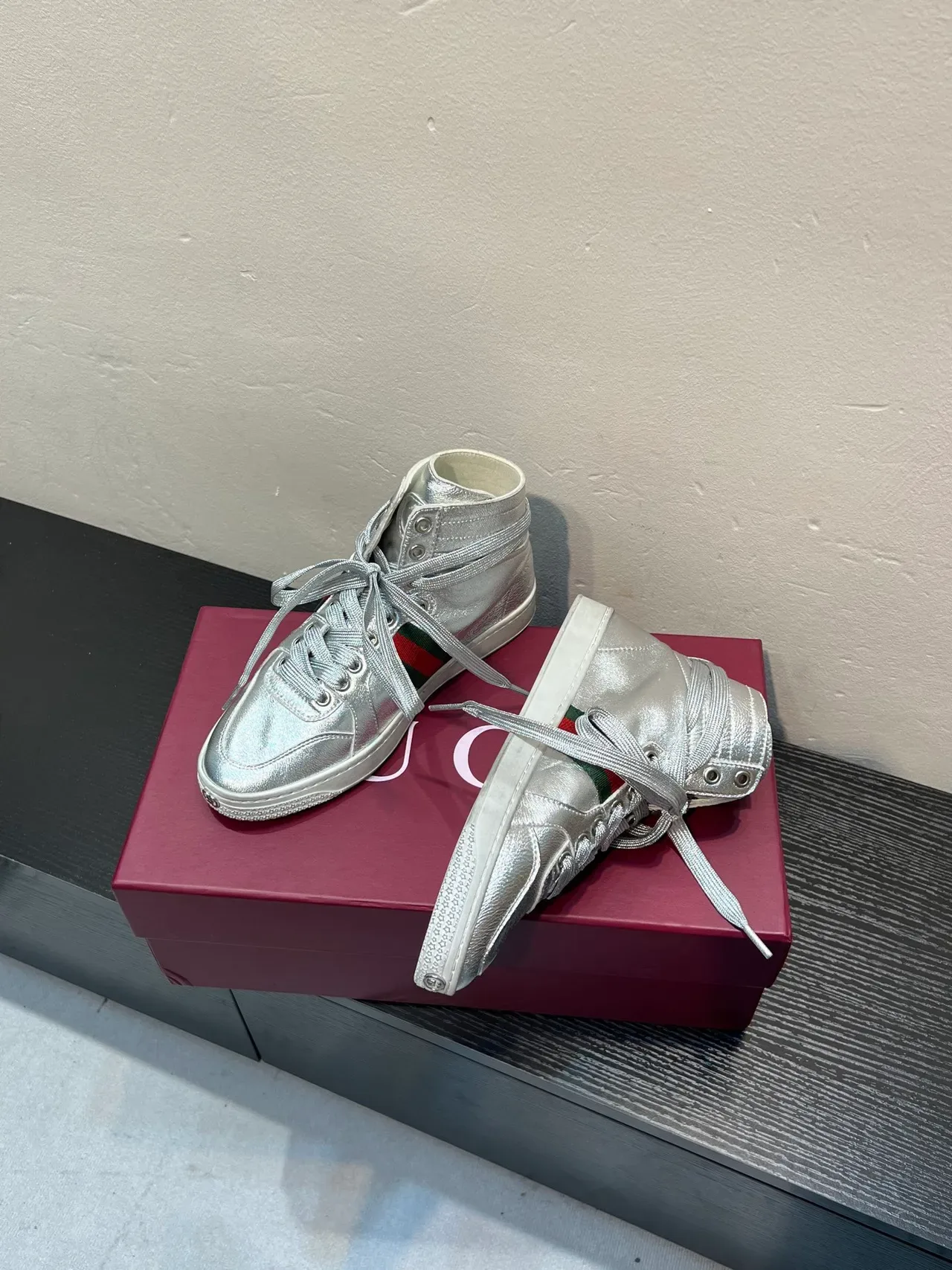 Gucci Screener Metallic Silver Web Stripe Lifestyle Sneaker 4