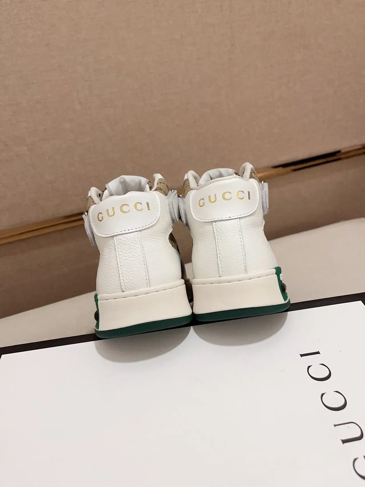 Gucci Screener White Beige Green Red Lifestyle Sneakers 8