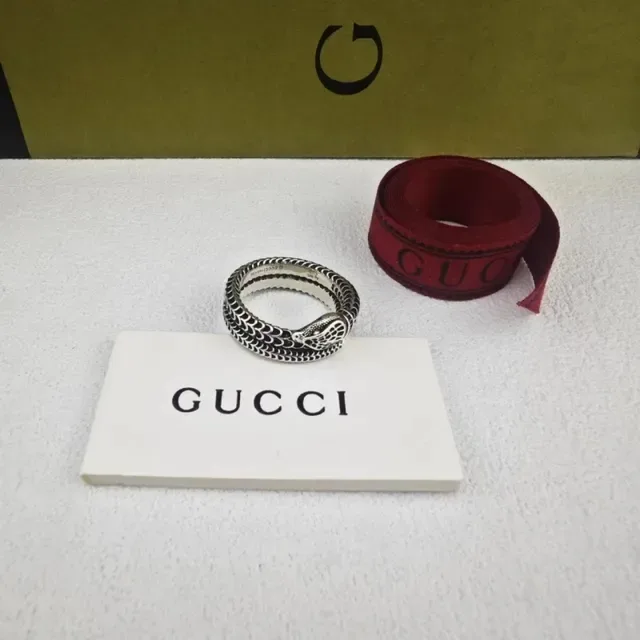 Gucci Serpent Silver Green Snake-Link Chain Sculpted Heads Bracelet 2