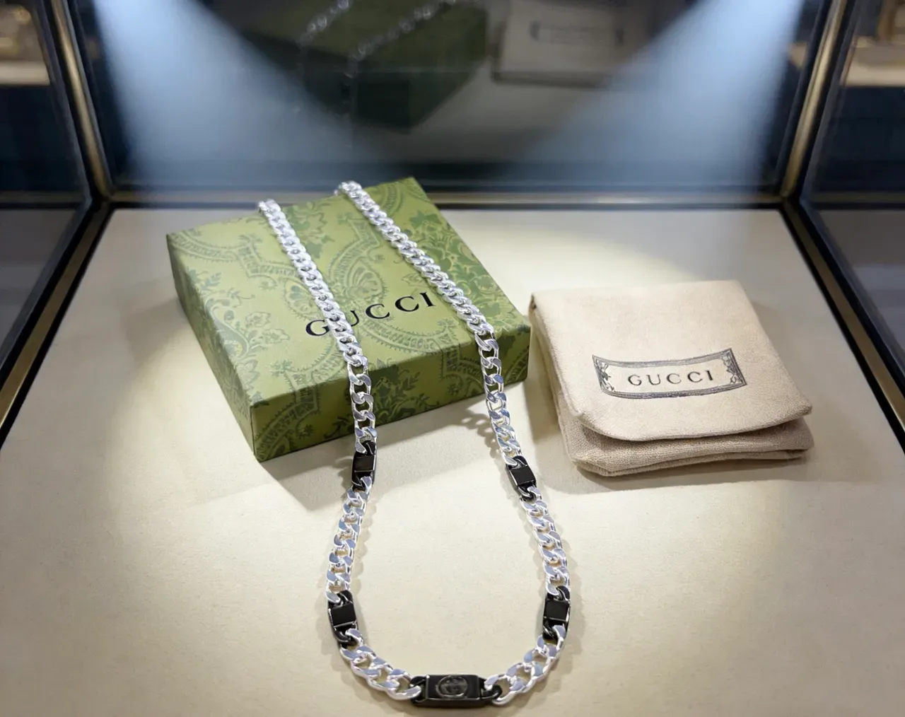 Gucci Silver Black Curb-Link Chain Enamel Accents Necklace 2
