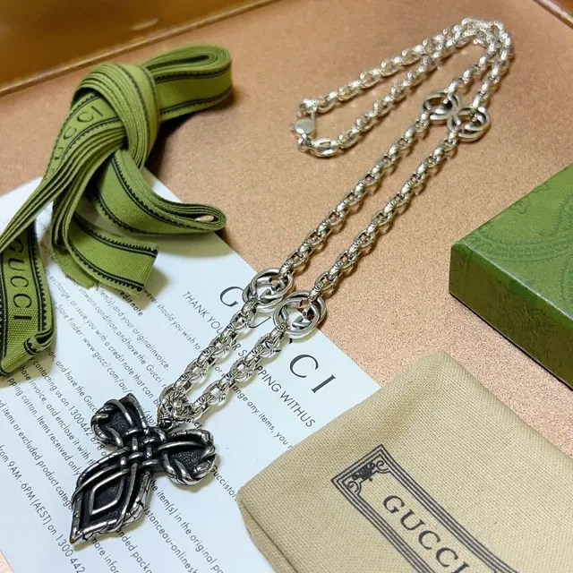 Gucci Silver Black Interlocking G-Link Chain Cross-Shaped Pendant Necklace 7