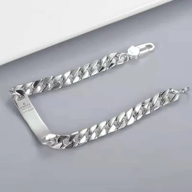 Gucci Silver Red Chain-Link Construction Perforated Diamond-Pattern Plate Bracelet 3
