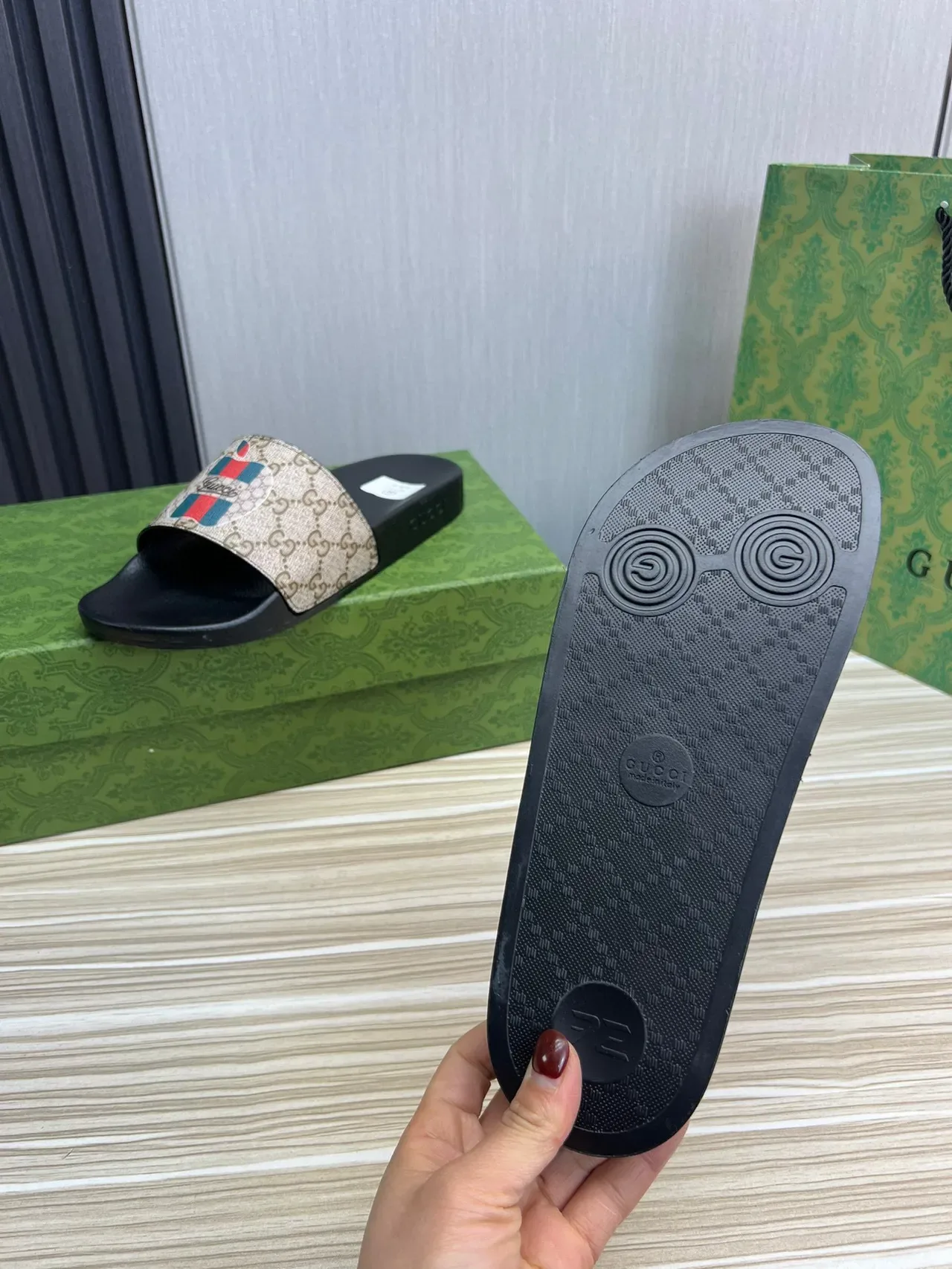 Gucci Slide Beige and Black GG Monogram Strap Slippers 2