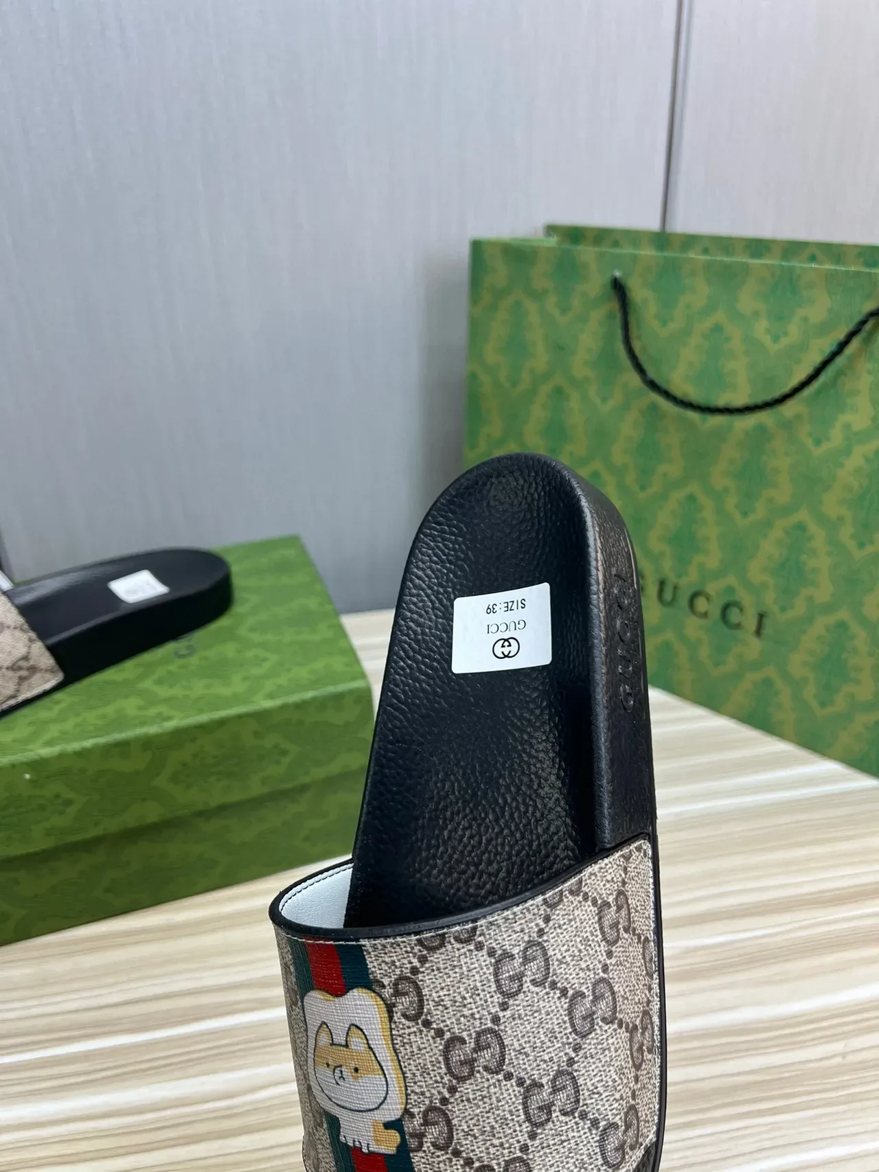 古驰 GG Monogram 帆布 Web Stripe 卡通狗 拖鞋 3