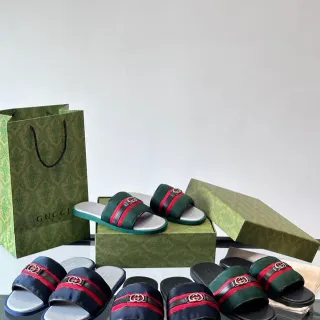 Gucci Slide हरी लाल सिल्हूट वेब स्ट्राइप स्ट्रैप स्लिपर्स