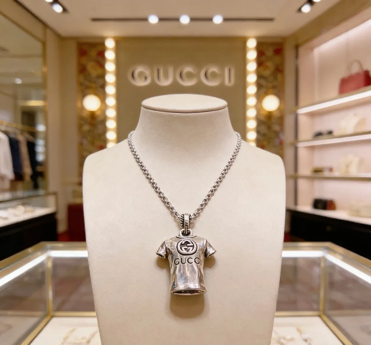 Gucci T-Shirt Pendant Colar Prata 8