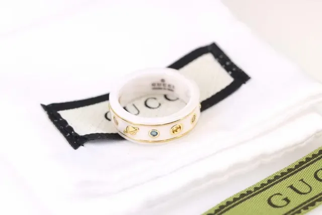 Gucci White Black Ceramic Band Gold-Trimmed Ring 7