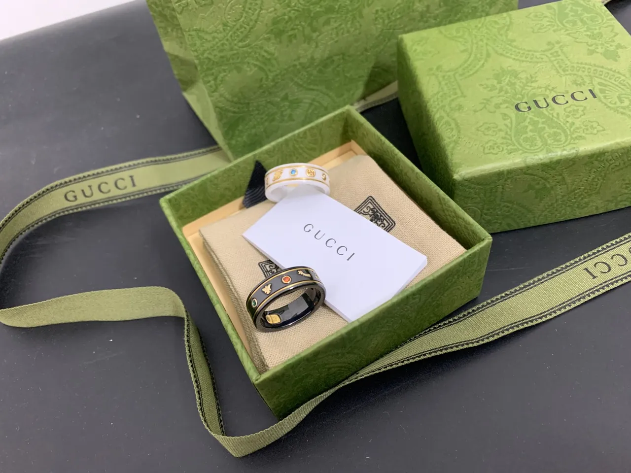 Gucci White Gold Ceramic Trim Ring 3