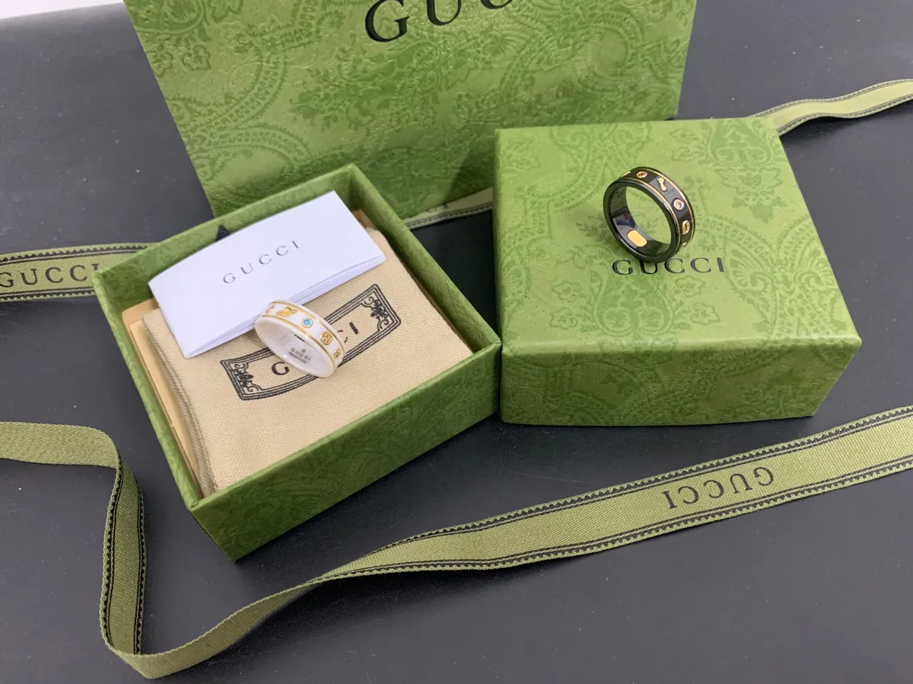 Gucci White Gold Ceramic Trim Ring 4