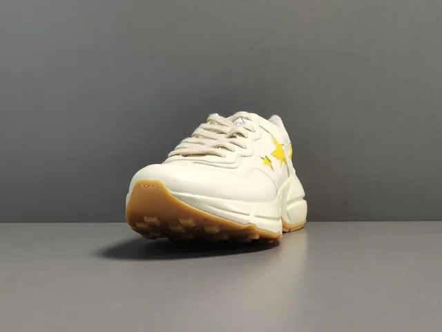 Gucci White Yellow Sole Star Appliqués Chunky Sneakers 13
