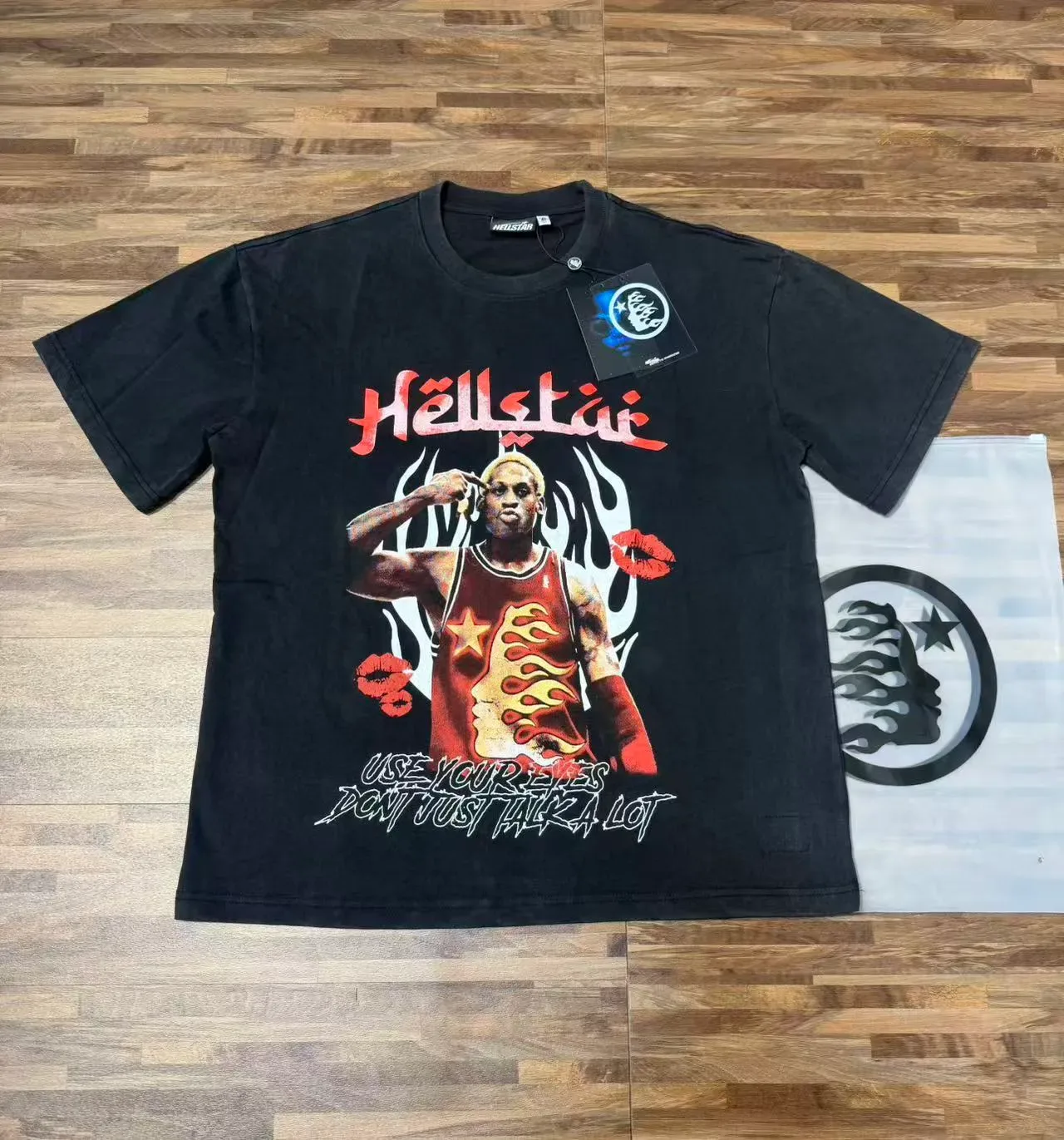 Hellstar Graphic Tee Black Flame Motif T-Shirt 3