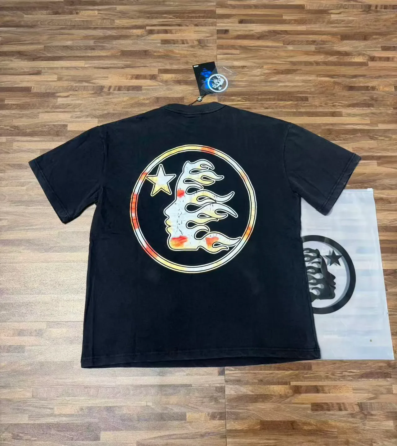 Hellstar Graphic Tee Black Flame Motif T-Shirt 4