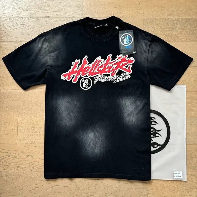 Hellstar Records Flame Graphic Acid Wash تراكसوت أسود 19