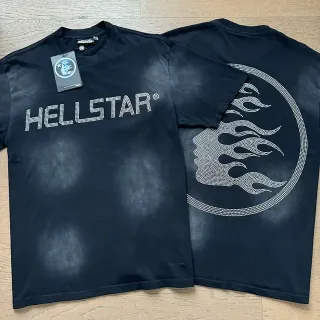 Hellstar राइनस्टोन लोगो वॉश्ड ब्लैक फ्लेम ग्राफिक टी-शर्ट