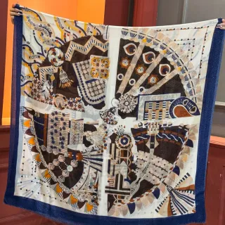 Hermès pañuelo de seda con impresión abstracta geométrica