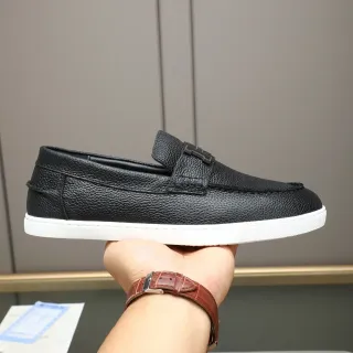 Hermès Preto e Branco Couro Texturizado H-Buckle Hardware Mocassim
