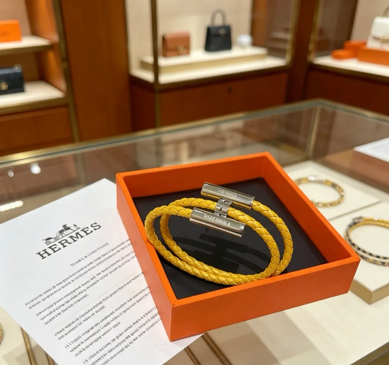 Hermès pulseira de couro amarelo trançada dupla volta 8