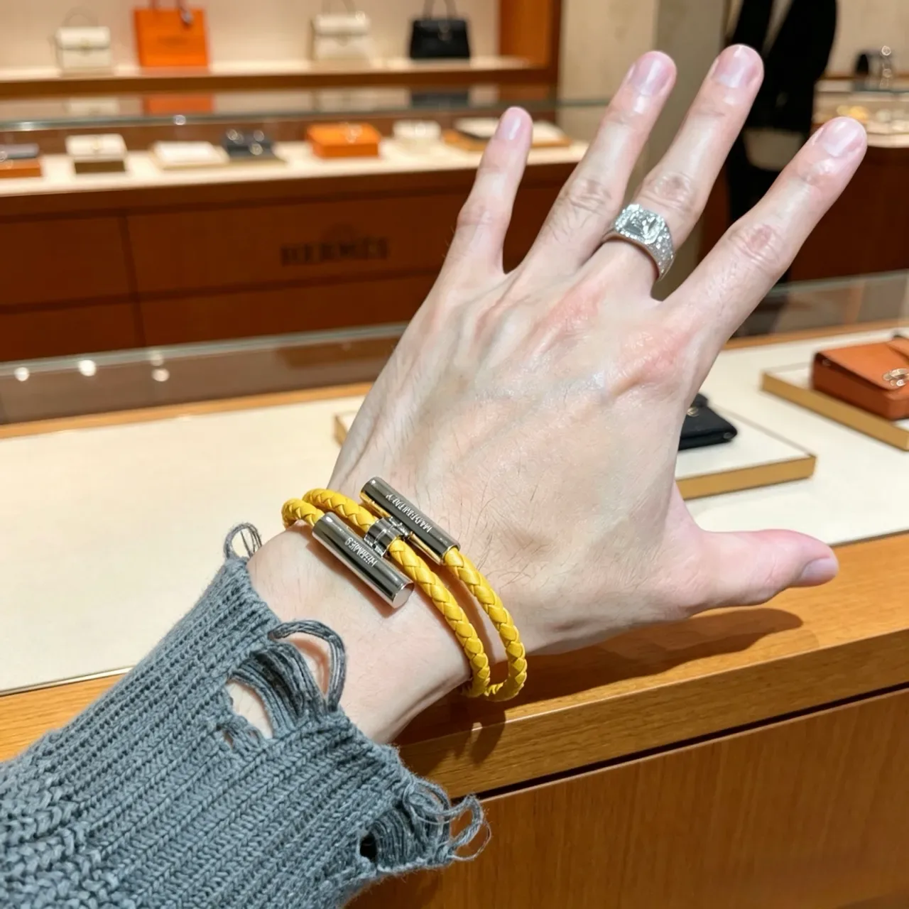 Hermès pulseira de couro amarelo trançada dupla volta 9