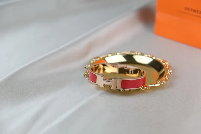 Hermès Clic H Red Enamel Gold-Tone Rigid Bracelet 4